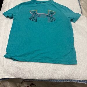 Under Armour boys YXS logo T shirt teal short sleeve loose fit good condition
